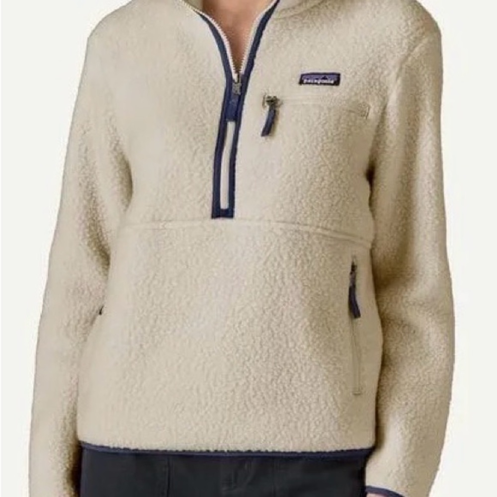 Patagonia Off-White Fleece Women's Retro Pile Fleece Marsupial Pullover/Jacket